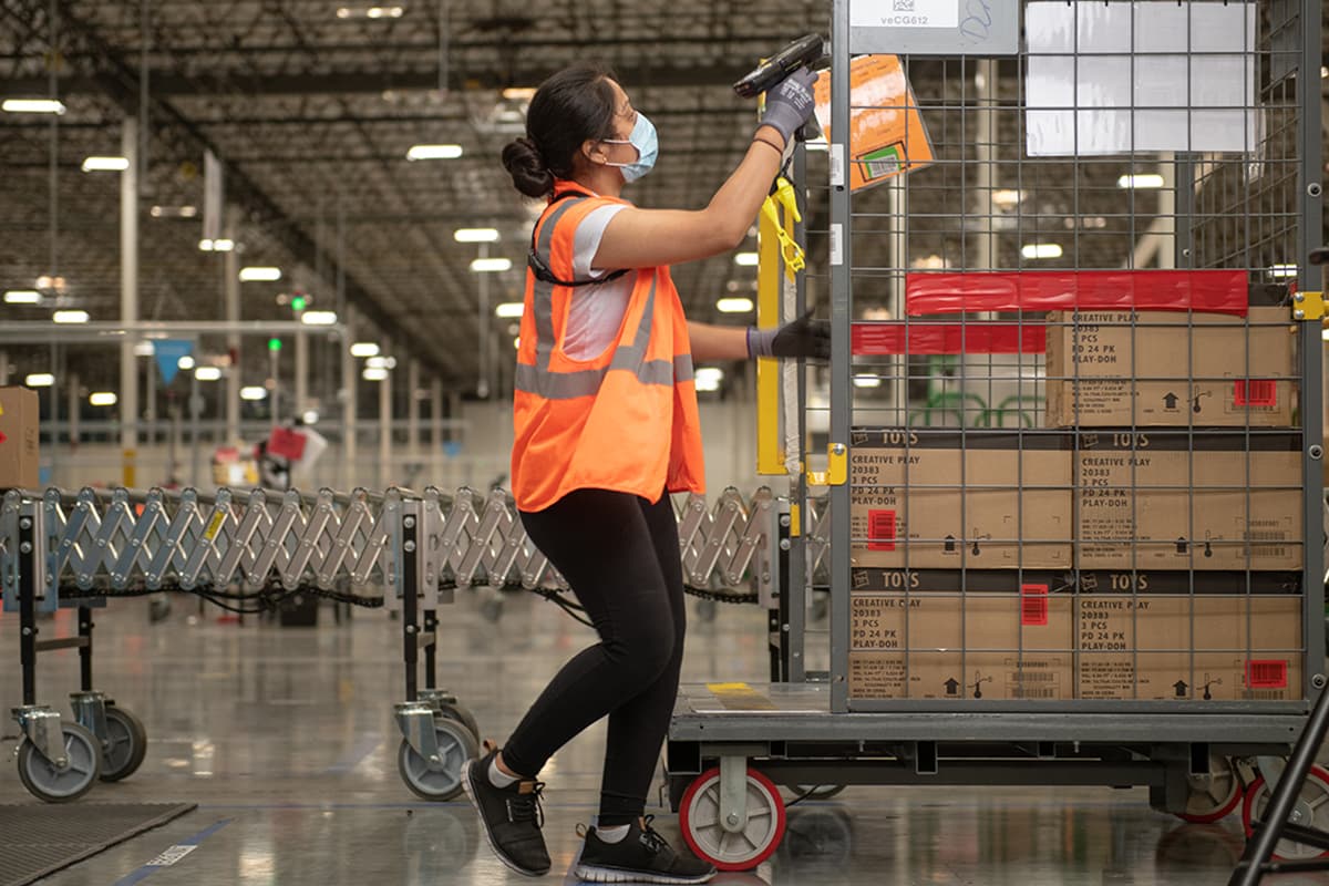 Start Your Logistics Career Today